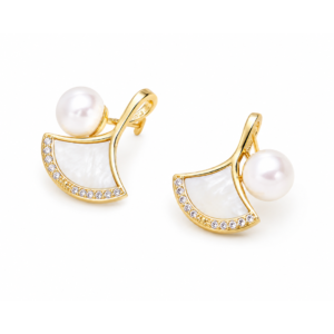 Evelyn Marquise Pearl Climbers